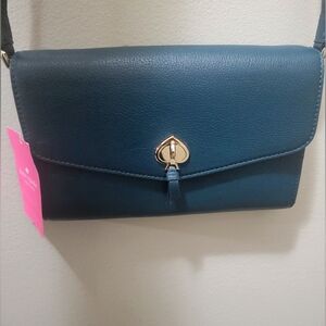 NWT Kate Spade Marti pebbled leather crossbody. Color peacock. H-5 1/4 W-7 3/4.